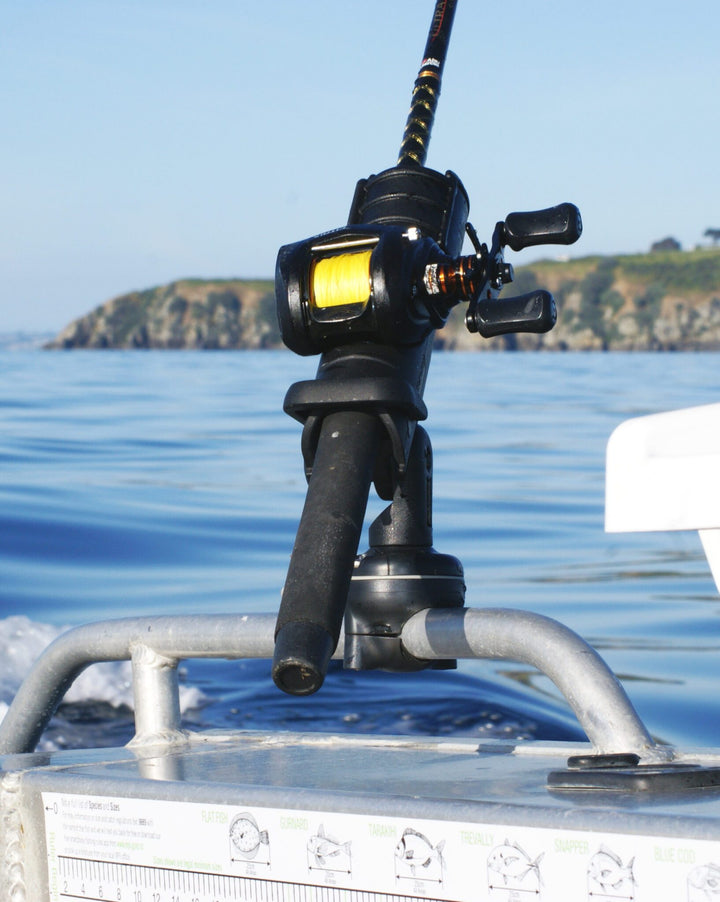 RAILBLAZA RailMount 19-25 fitted to a boat rail